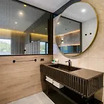 Marinus Hotel