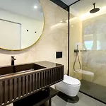 Marinus Hotel