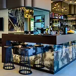 Marinus Hotel