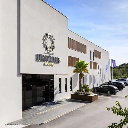 Otel Marinus Marina