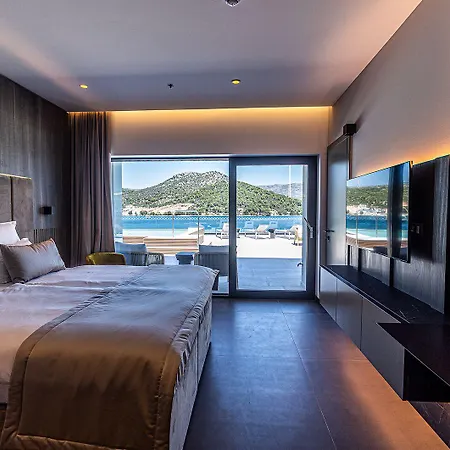 Marinus 4*