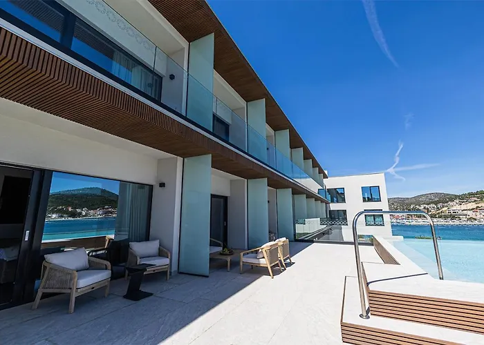 Marinus 4* مارينا