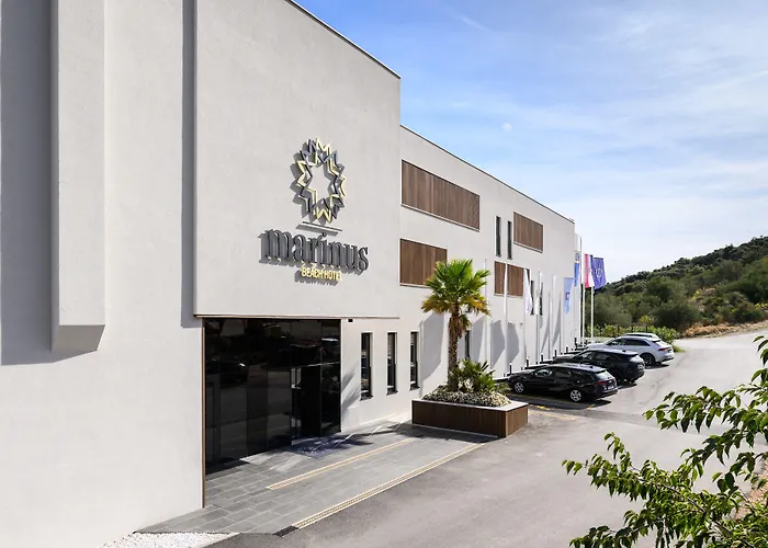 Hotel Marinus Marina